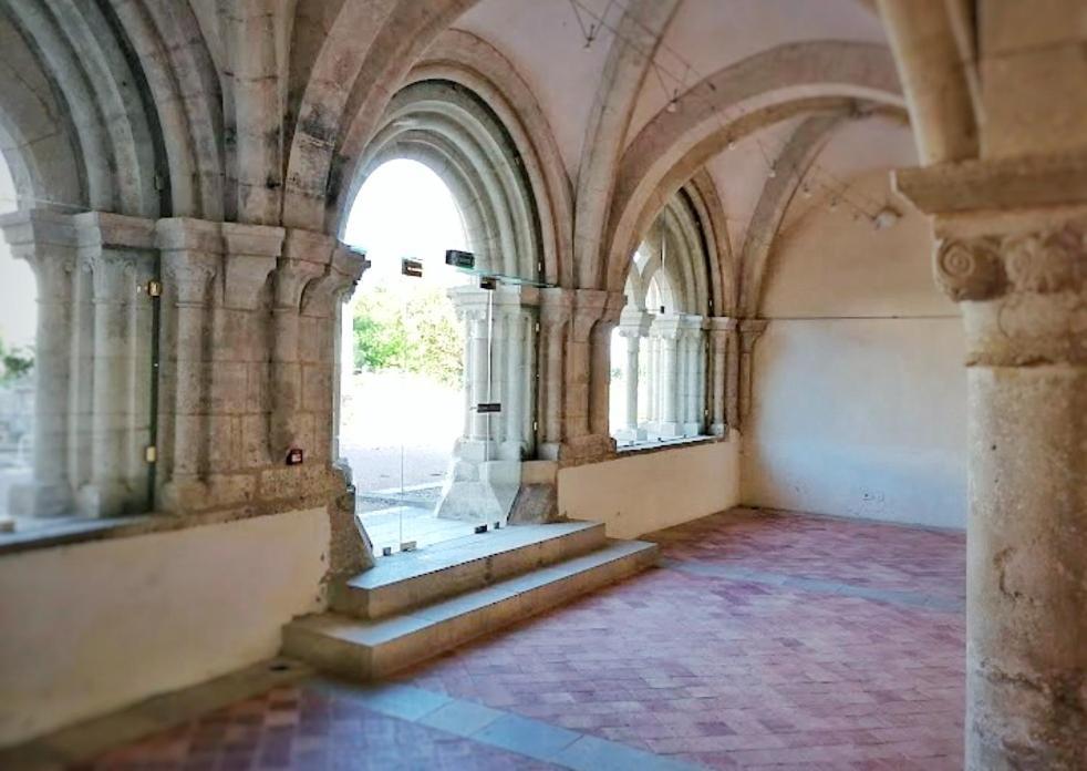 مبيت وإفطار Abbaye Saint Gilbert المظهر الخارجي الصورة