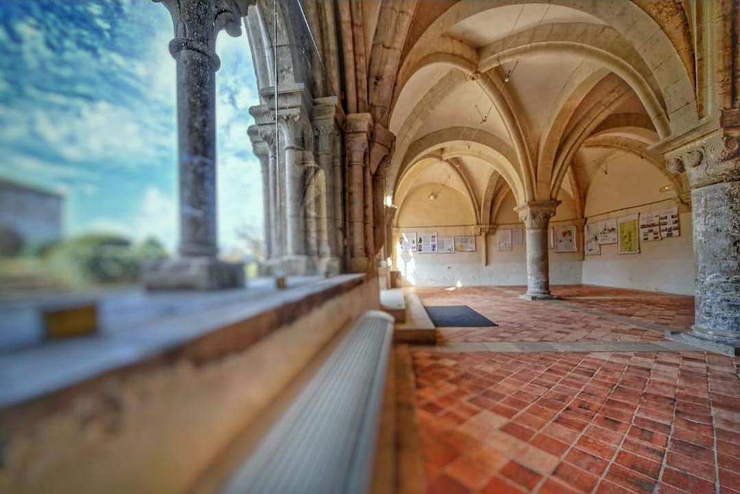 مبيت وإفطار Abbaye Saint Gilbert المظهر الخارجي الصورة