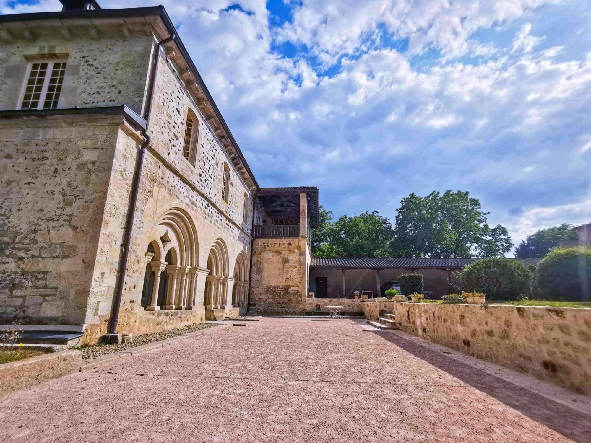 مبيت وإفطار Abbaye Saint Gilbert المظهر الخارجي الصورة